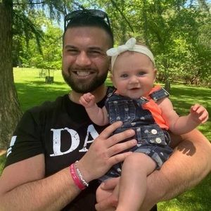 Meet your Posher, Adam